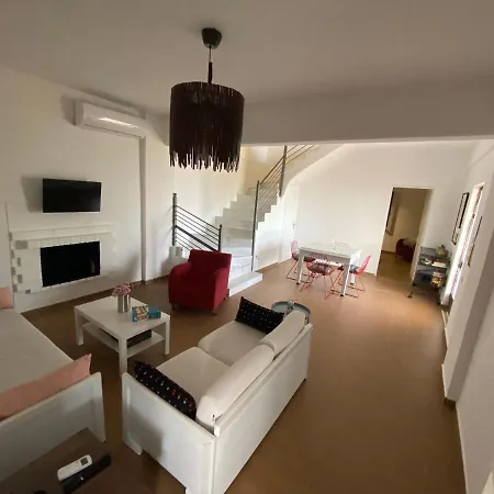 My Olive Tree House * 칼라마타