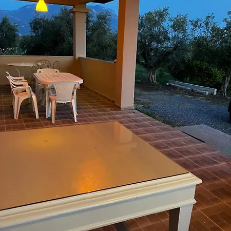 My Olive Tree House Casa de Férias *